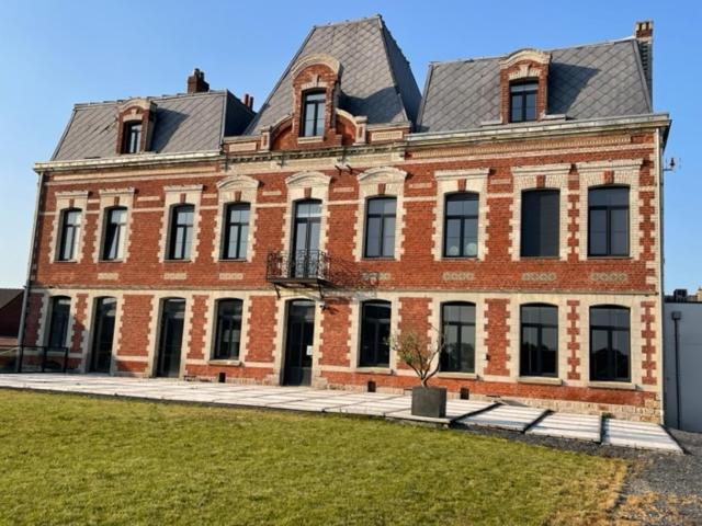 Le Manoir Du Monde Hotel Lieu-Saint-Amand Exterior photo